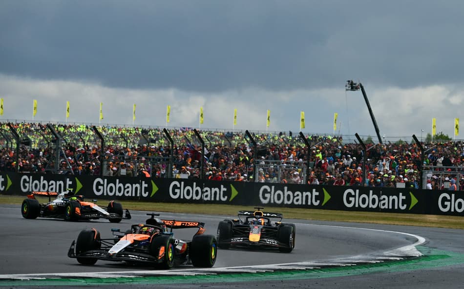 McLaren defende Piastri por pedir inversão de posições na Inglaterra: ‘Deu opinião’