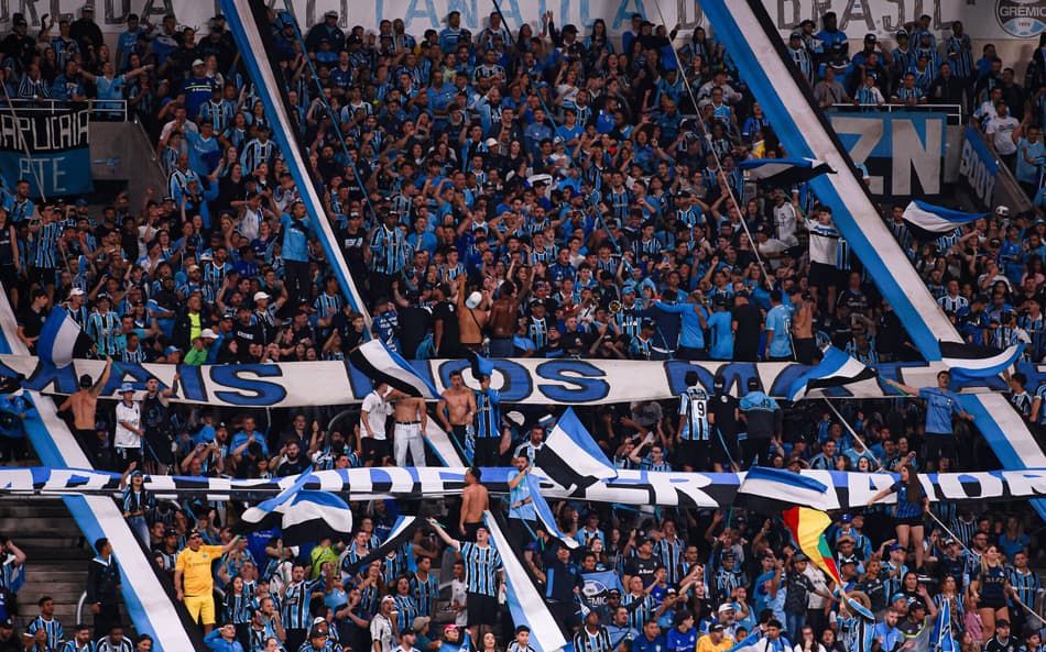Geral do Grêmio em partida na Arena do Grêmio. (Foto: Maxi Franzoi/AGIF)