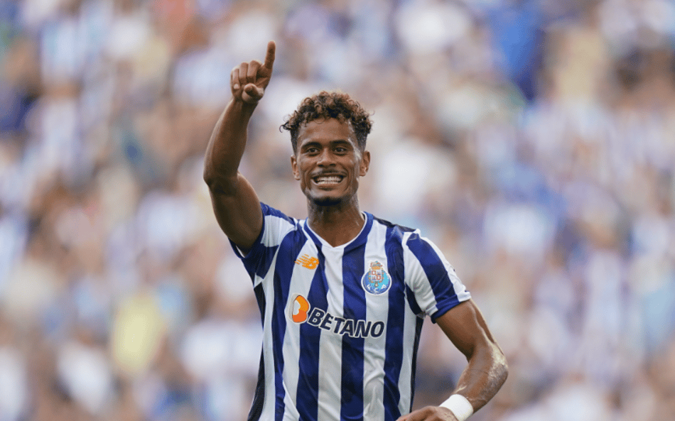 Gonçalo Borges é o atacante do Porto que está na mira do Botafogo