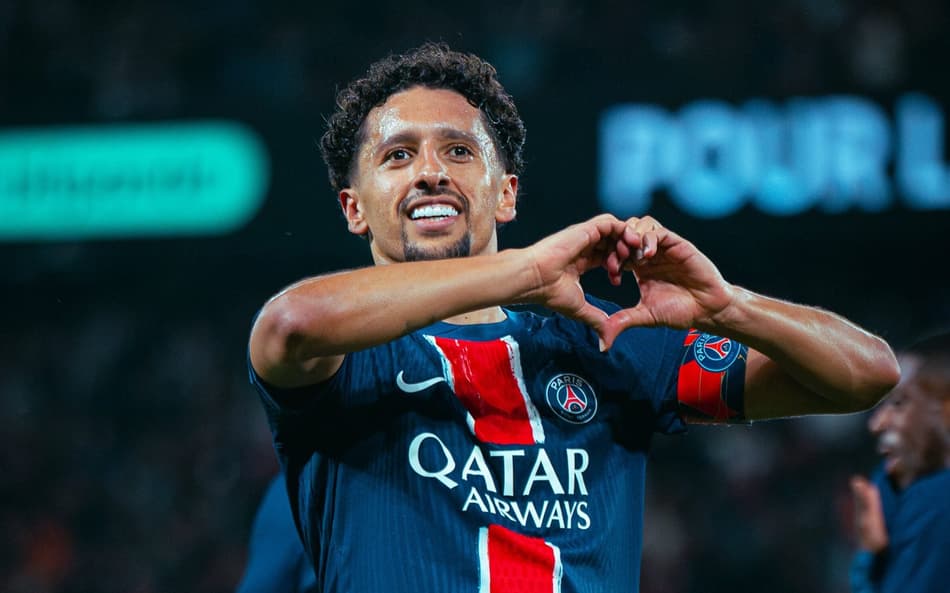 Marquinhos celebra gol do PSG contra o Auxerre