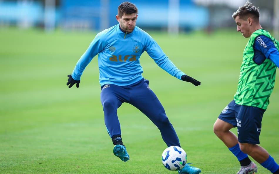 Grêmio, de Kannemann, goleou o Aimoré por 5 a 1 em jogo-treino. (Foto: Lucas Uebel/Grêmio FBPA)
