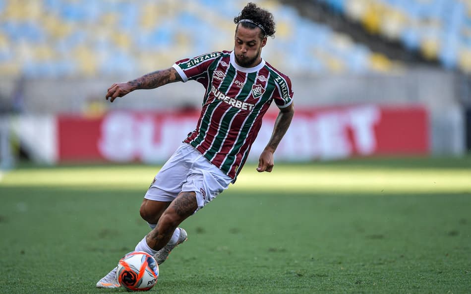 Guga, do Fluminense, relacionado para a partida contra o GV San José