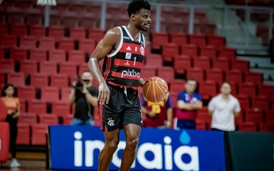 Gui Deodato &#8211; Flamengo &#8211; NBB &#8211; Basquete