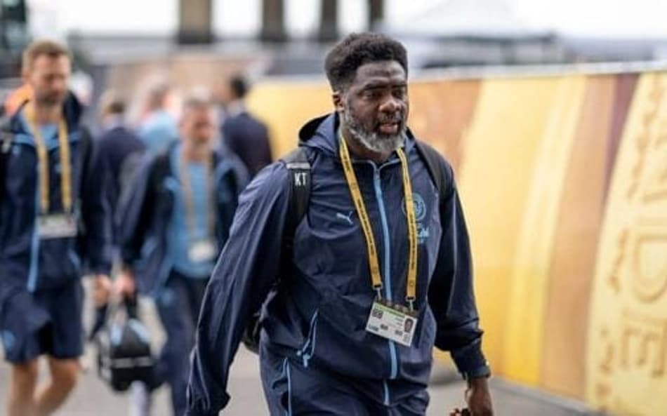 Kolo Touré com o Manchester City durante o Mundial de Clubes, nos Estados Unidos