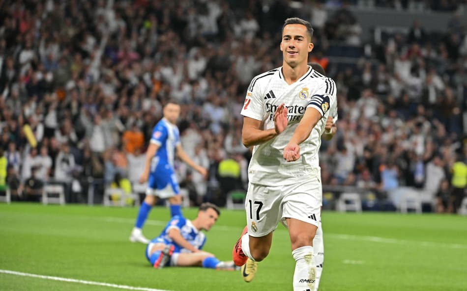 Lucas Vázquez comemora gol em Real Madrid x Alavés por La Liga (Foto: Javier Soriano/AFP)