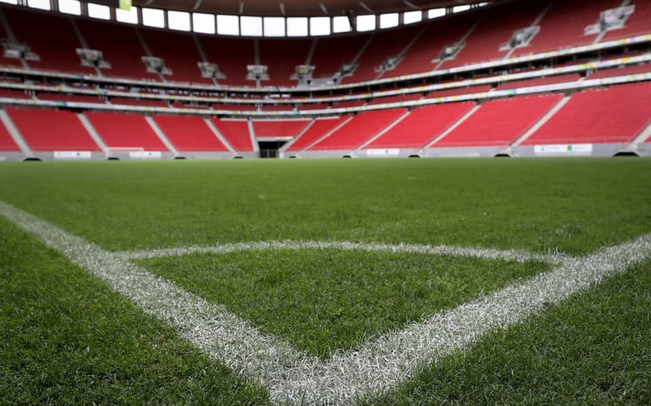 Mané Garrincha recebe o clássico entre Vasco e Botafogo (Foto: Sergio Lima/AFP)