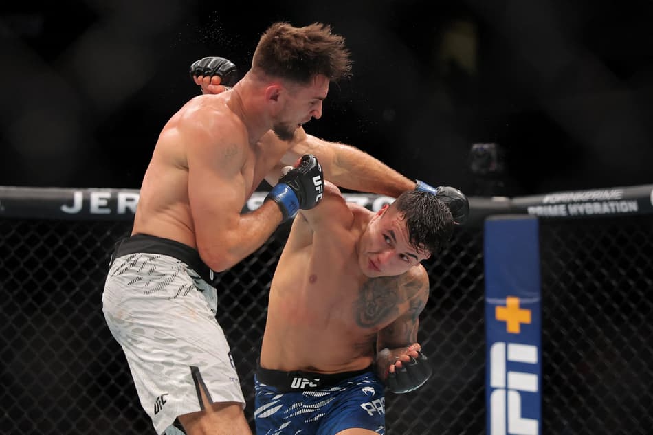 Nikolay Veretennikov derrota Francisco Prado por pontos no UFC 318 (foto: Jonathan Bachman / GETTY IMAGES NORTH AMERICA / Getty Images via AFP)