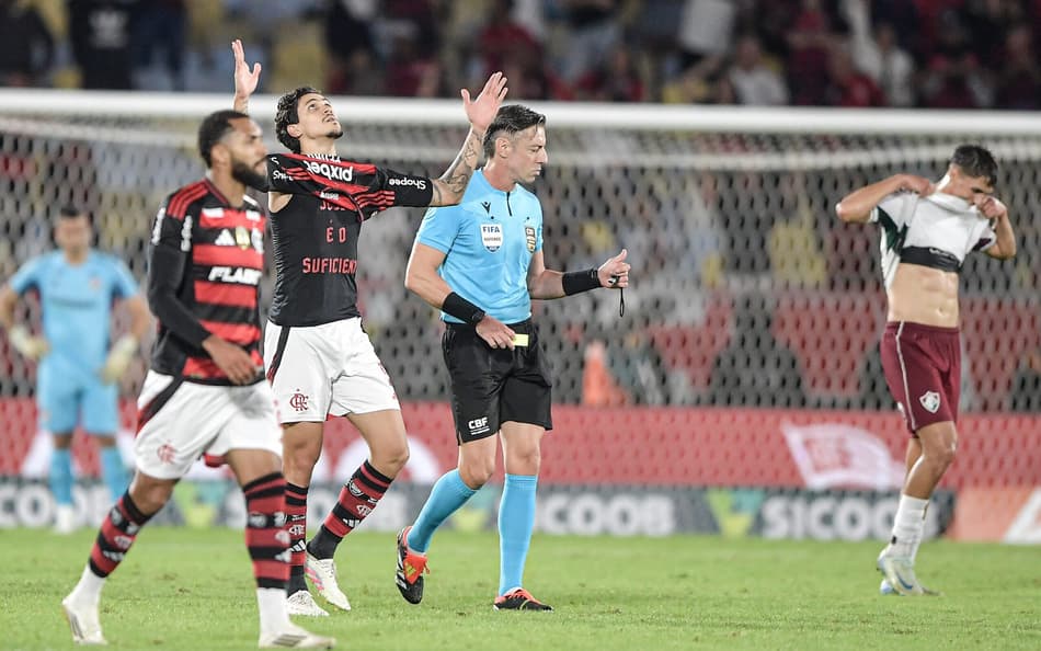 BRASILEIRO A 2025, FLAMENGO X FLUMINENSE Pedro
