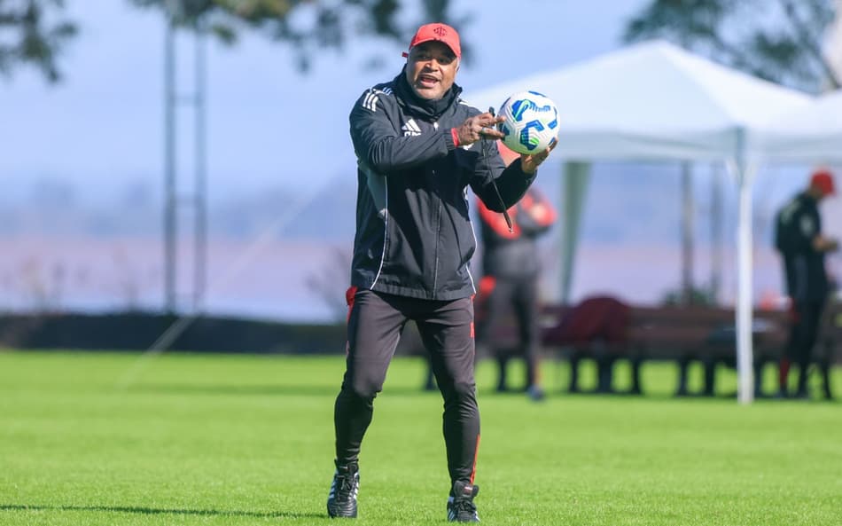 Roger Machado, técnico do Internacional