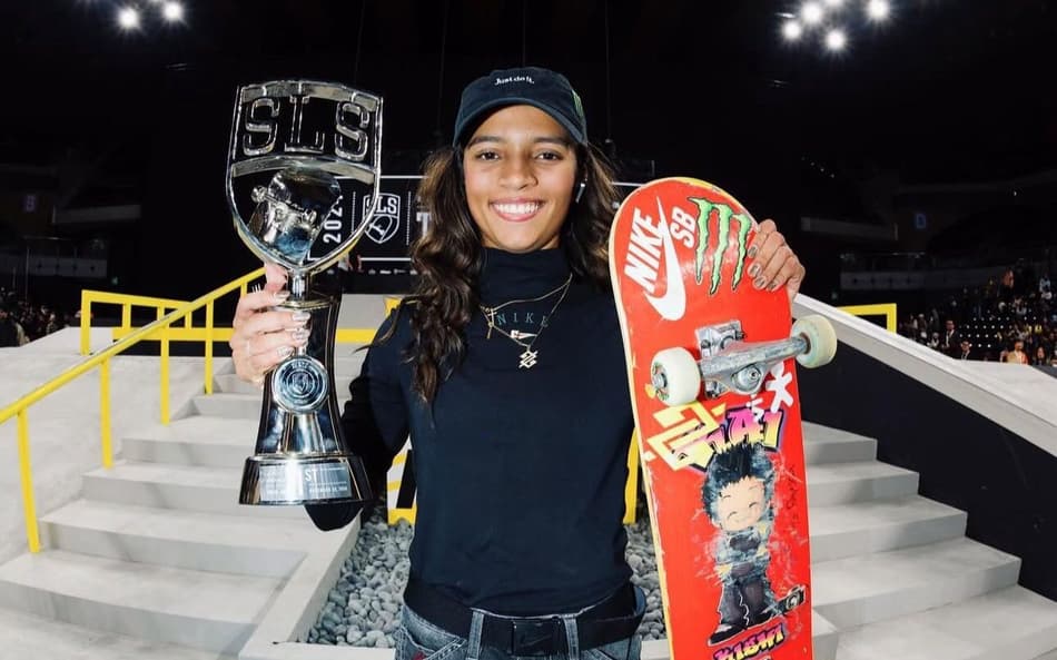 Rayssa Leal durante competições internacionais (Foto: Reprodução/ Redes Sociais)