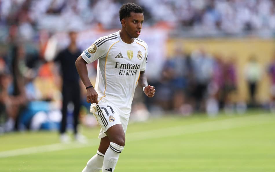 Rodrygo em ação pelo Real Madrid na estreia do Mundial