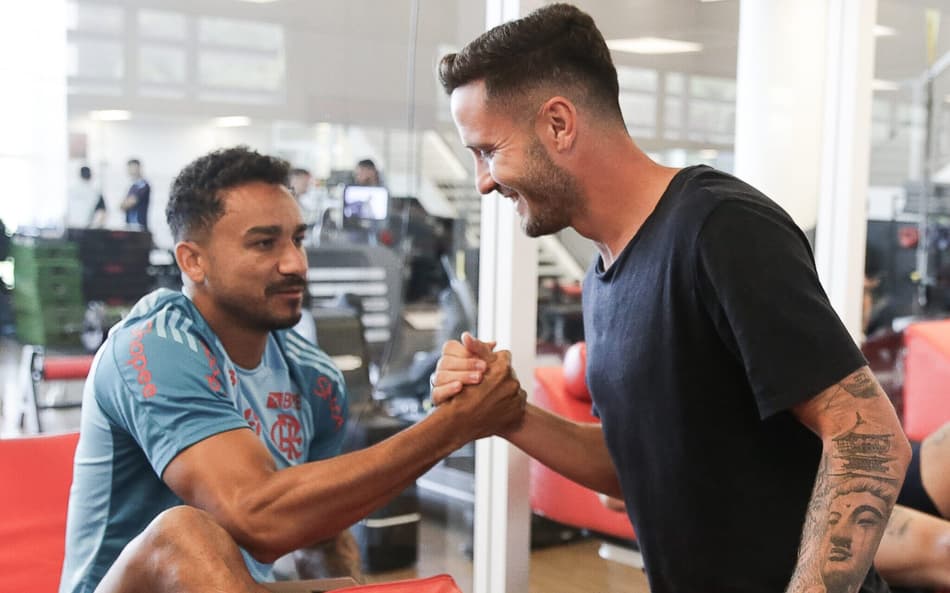 Saúl no Ninho do Urubu (Foto: Gilvan de Souza/Flamengo)