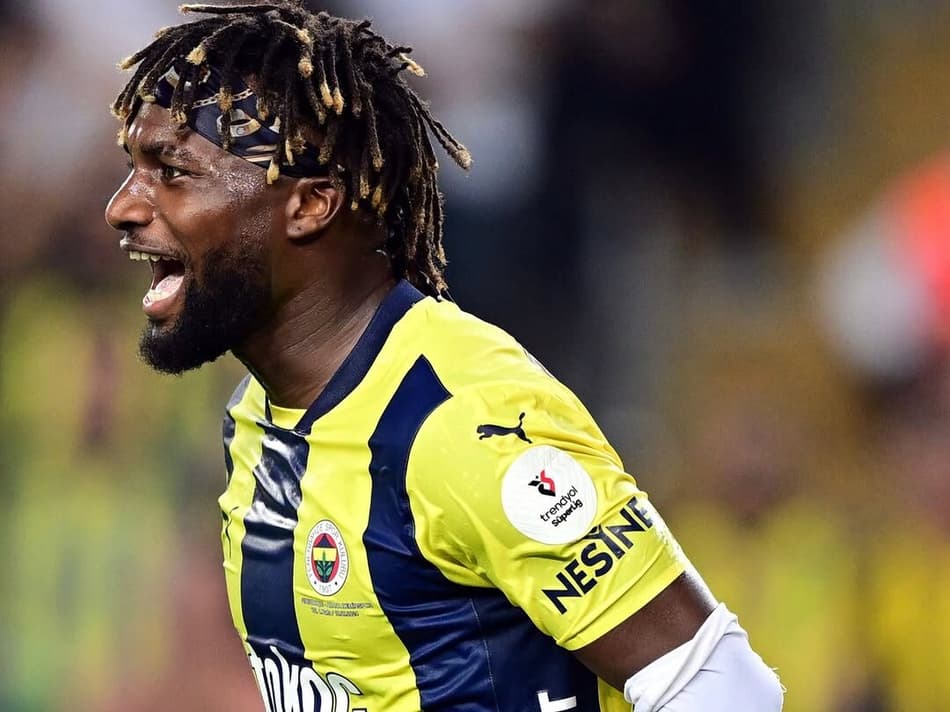 Saint-Maximin em ação pelo Fenerbahçe, da Turquia (Foto: Reprodução/Saint-Maximin)