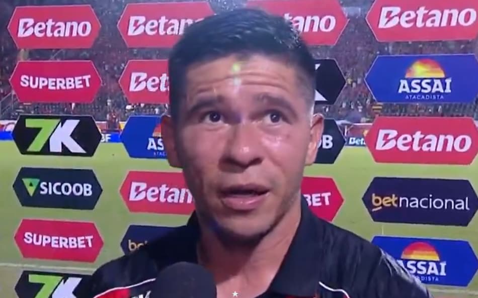 Osvaldo em entrevista após jogo contra o Bragantino (Foto: reprodução)