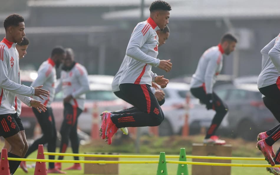 Treino do Internacional no CT Parque Gigante