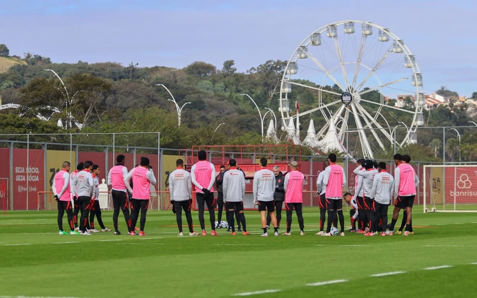 Treino do Internacional no CT Parque Gigante