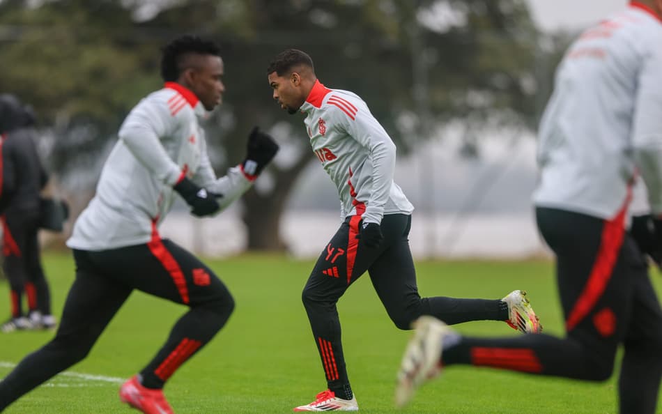 Treino do Internacional no CT Parque Gigante