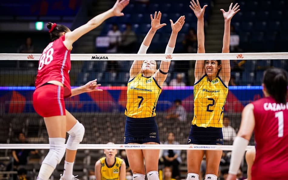 Sem Ana Cristina, Zé Roberto relaciona Seleção para jogo com a Polônia pela VNL