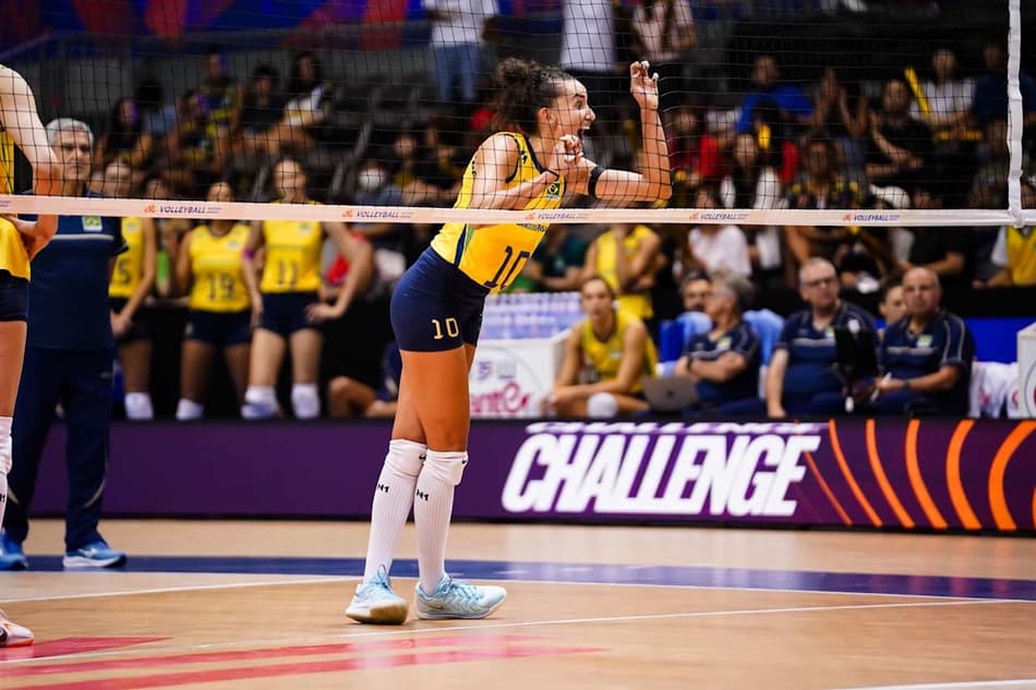 Brasil x França, pela terceira etapa da VNL feminina (foto: volleyballworld)