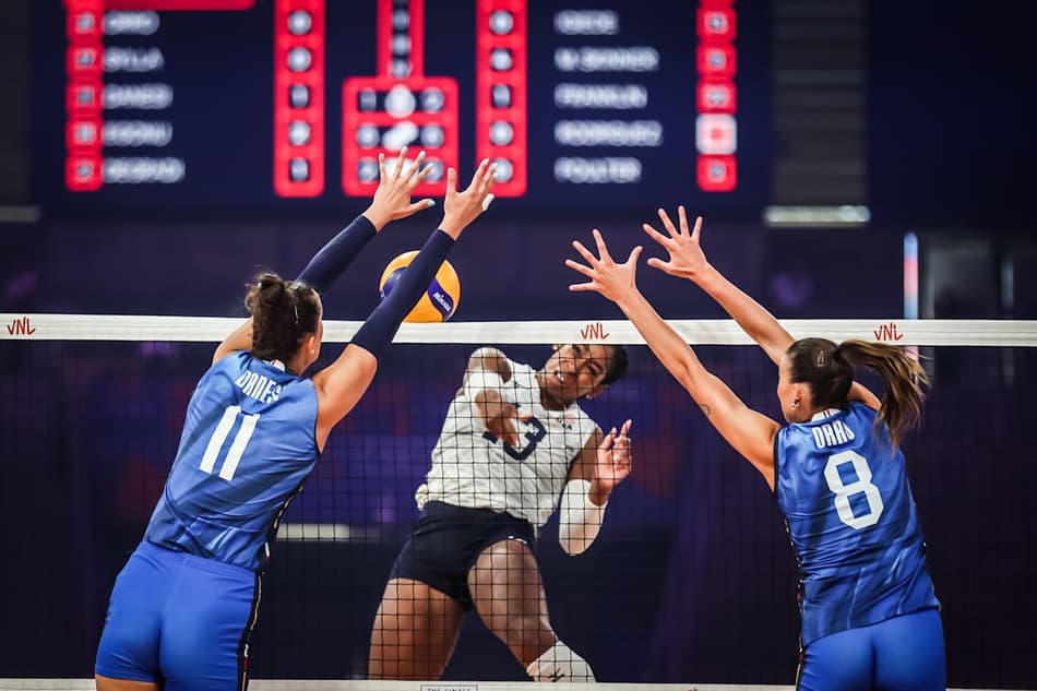 Itália 3 x 0 Estados Unidos, pela VNL feminina (foto: volleyballworld)