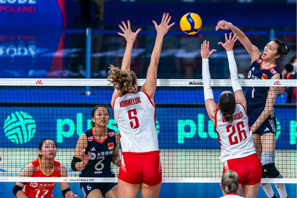 Polônia x China, pelas quartas de final da VNL feminina (foto: volleyballworld)