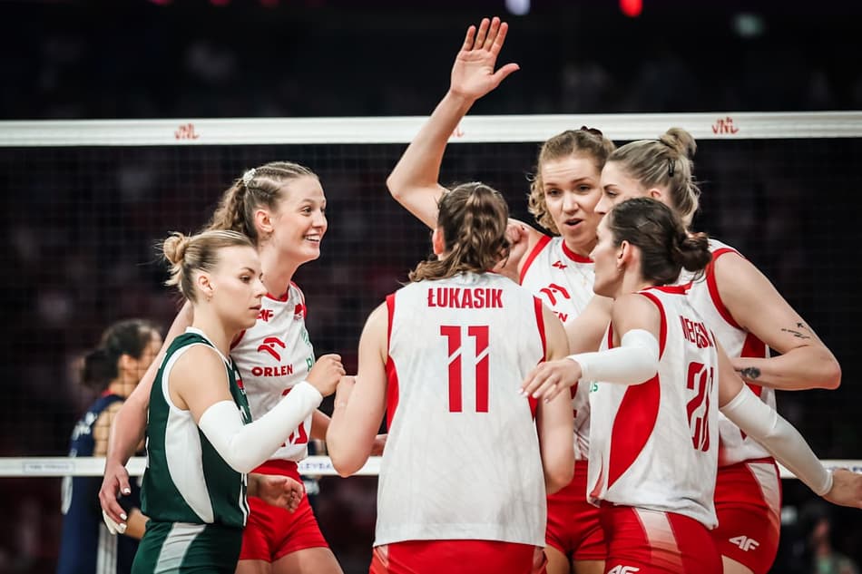 Polônia x China, pelas quartas de final da VNL feminina (foto: volleyballworld)
