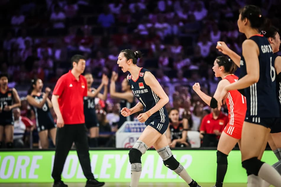 Polônia x China, pelas quartas de final da VNL feminina (foto: volleyballworld)