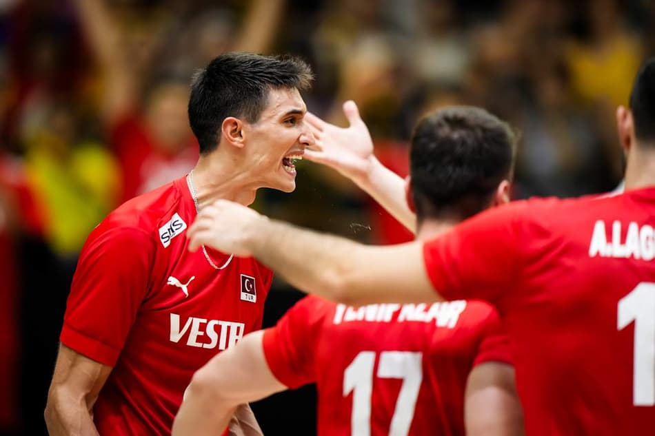 Brasil x Turquia, pela VNL masculina (foto: volleyballworld)
