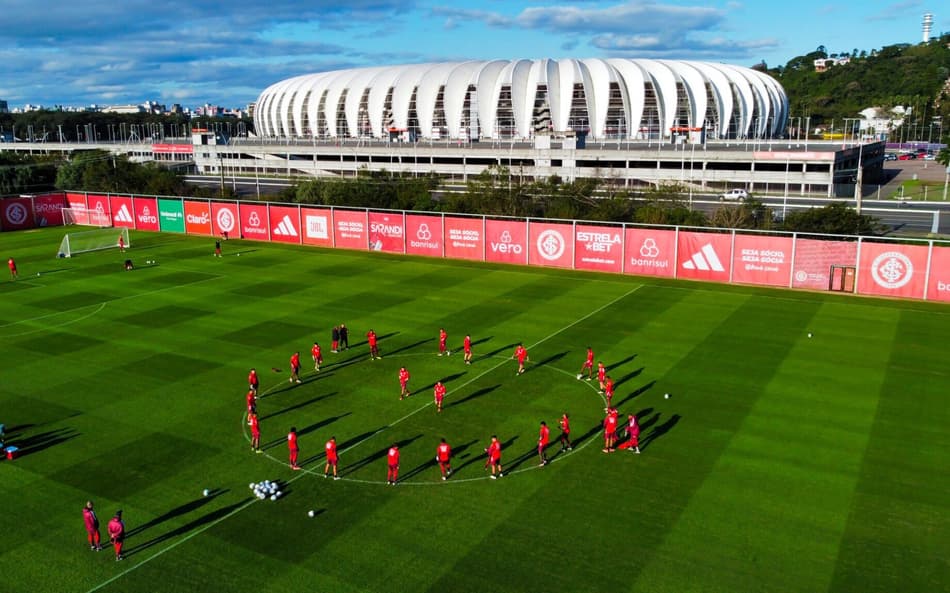 CT Parque Gigante, às margens do Rio Guaíba, onde treina o time profissional do Sport Club Internacional