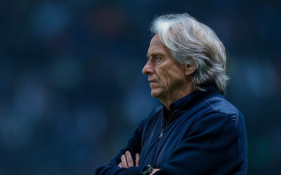 Jorge Jesus na vitória do Al-Hilal por 2 a 0 em cima do Al-Nassr (Foto: Divulgação/Al-Hilal)
