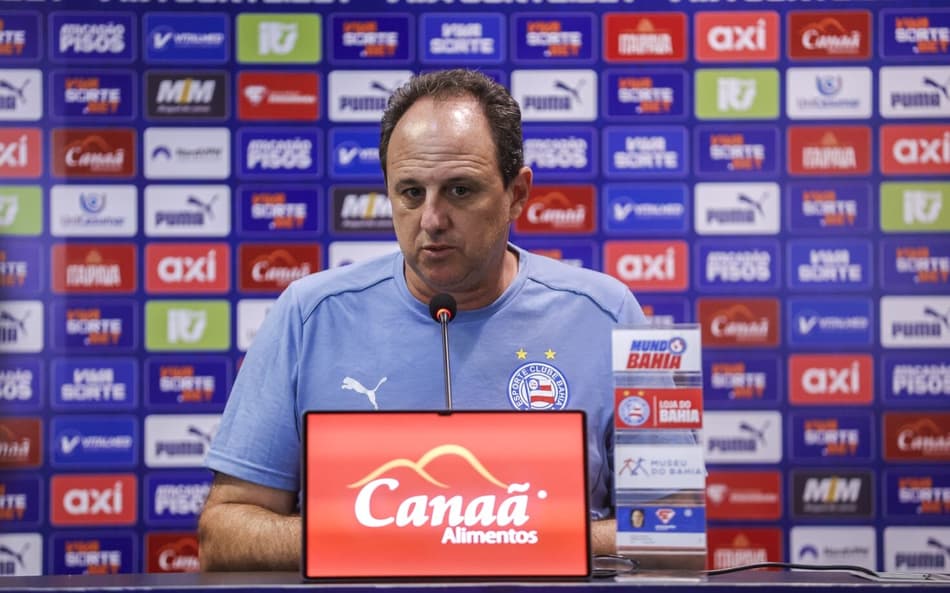 Rogério Ceni em entrevista coletiva após vitória contra o Fortaleza (Foto: Rafael Rodrigues/ EC Bahia)