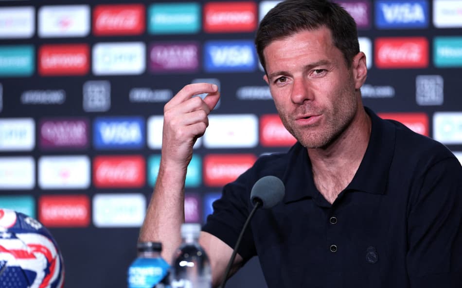 Xabi Alonso durante coletiva de imprensa do Real Madrid no Mundial de Clubes