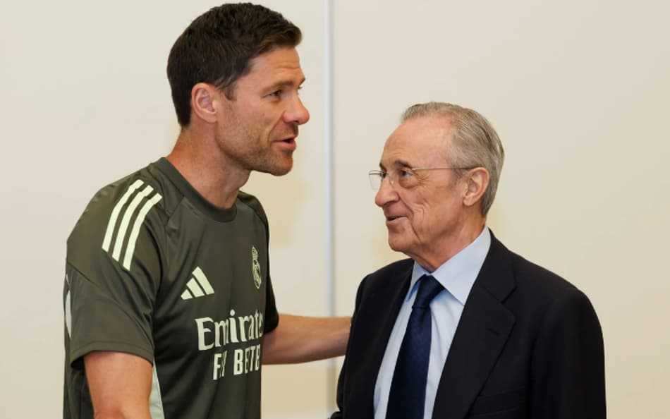 Florentino Pérez e Xabi Alonso - Real Madrid
