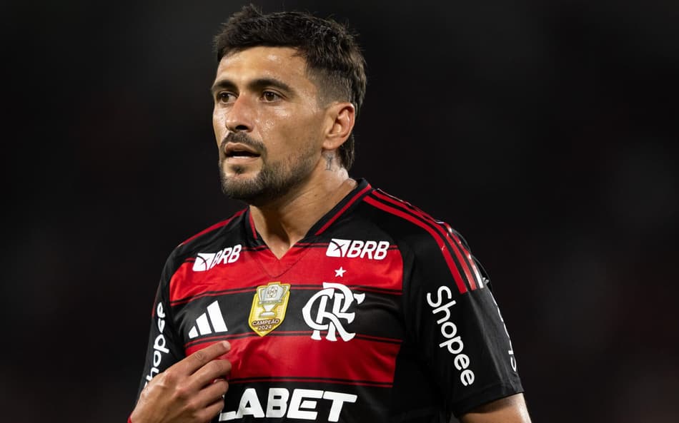 Arrascaeta em ação pelo Flamengo