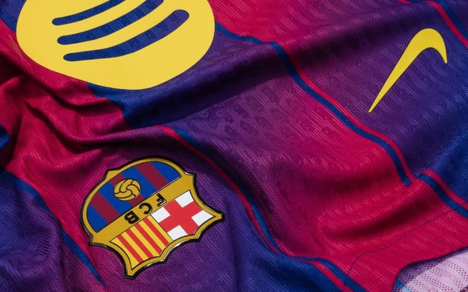 Barcelona escolheu o novo camisa 10 (Foto: Reprodução)