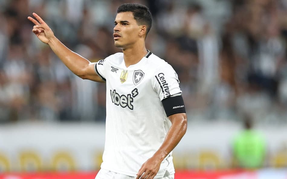 Danilo Barbosa em ação pelo Botafogo (Foto: Vitor Silva/Botafogo)