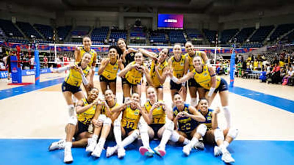 Imagens da vitória da Seleção Brasileira feminina de vôlei sobre a Polônia na VNL