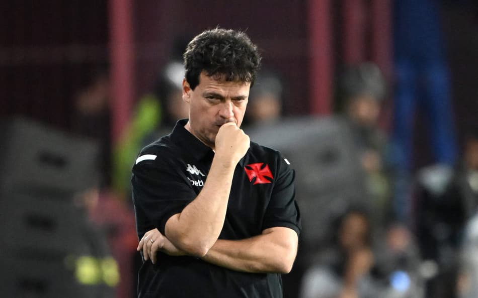 Fernando Diniz no jogo entre Vasco e Lanús