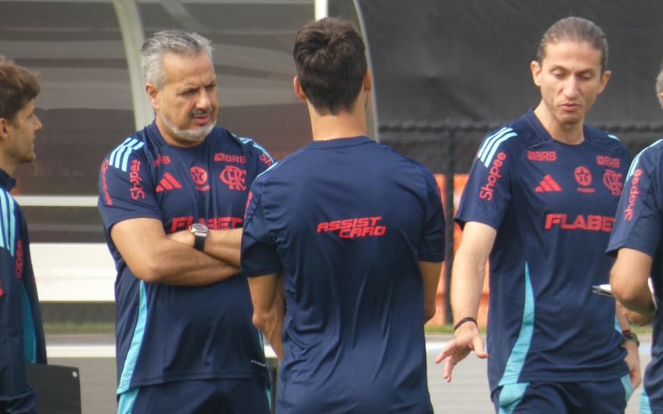 Flamengo faz proposta por renovação de contrato do técnico Filipe Luís; veja o cenário