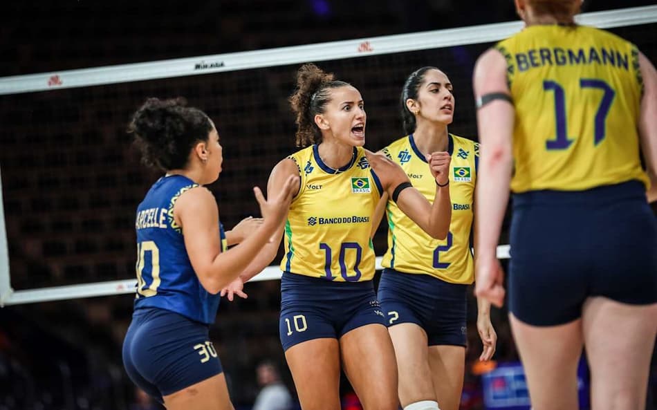 Brasil reencontra Japão na semifinal da VNL feminina