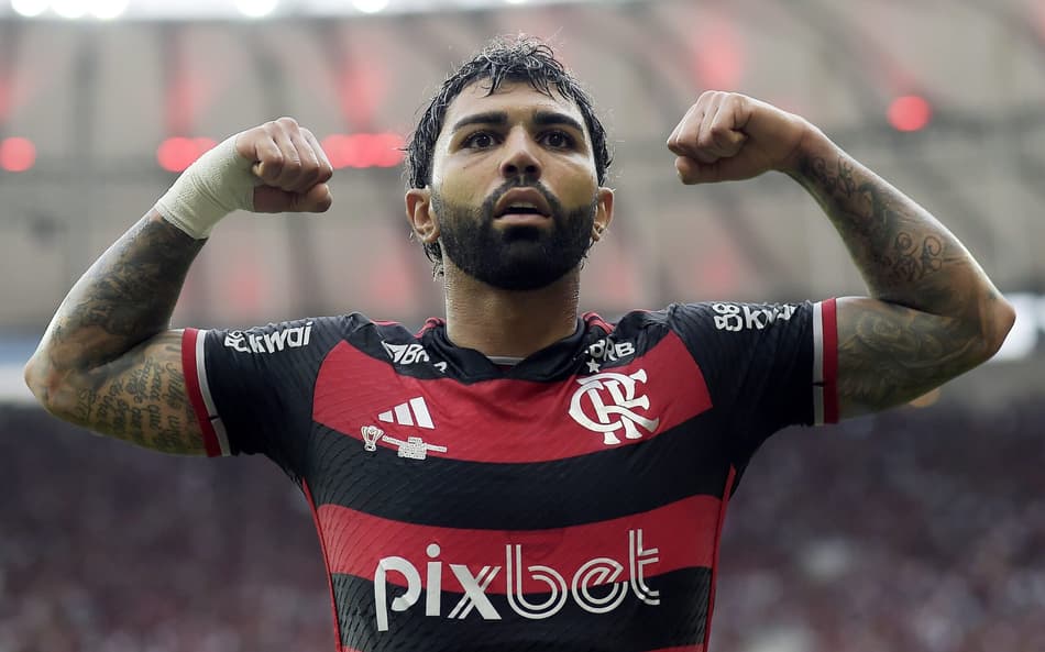 Gabigol anuncia que não fica no Flamengo em 2025 e tem Cruzeiro como destino provável (Foto: Thiago Ribeiro/AGIF)
