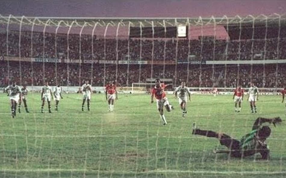 Em 1992 o Internacional venceu a final da Copa do Brasil em cima do Fluminense com um pênalti polêmico.