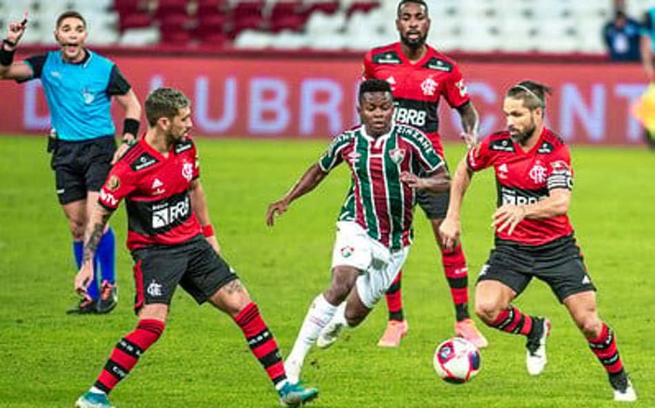 Diego, Arrascaeta, Gerson e Cazares - Fluminense x Flamengo