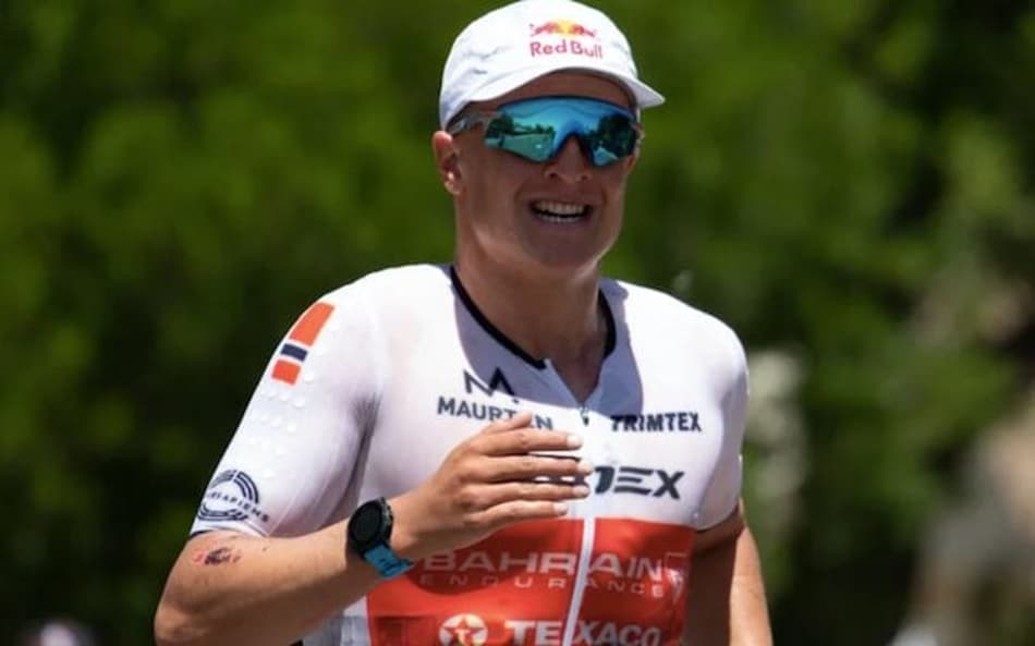 O norueguês Kristian Blummenfelt vence o Mundial de Ironman em sua estreia na competição. (Divulgação)
