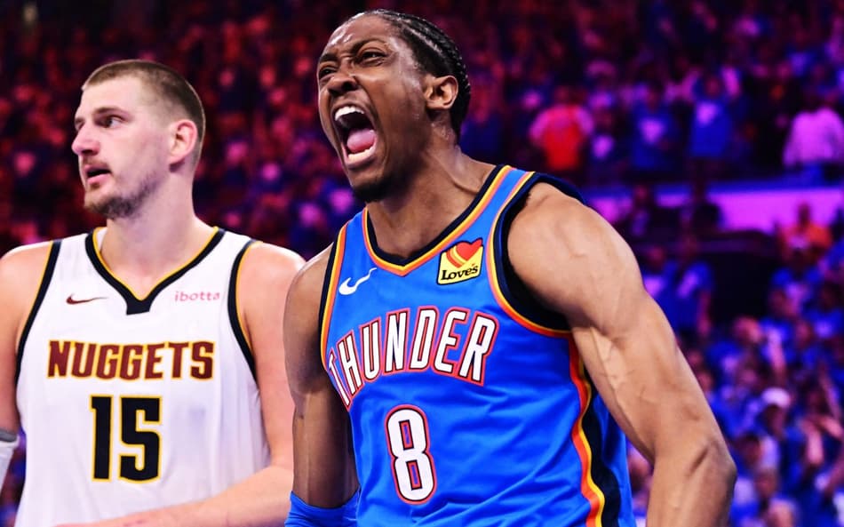 Jalen Williams, do Thunder, comemorando ponto contra Nuggets (Foto: Joshua Gateley/Getty Images/AFP)
