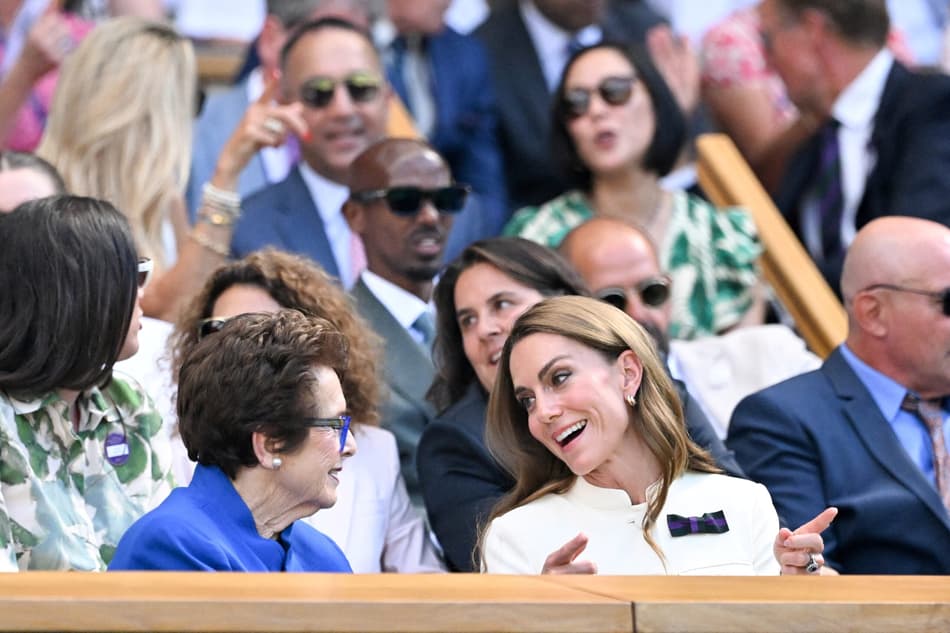 Kate Middleton e Billie Jean King acompanharam a partida na quadra central