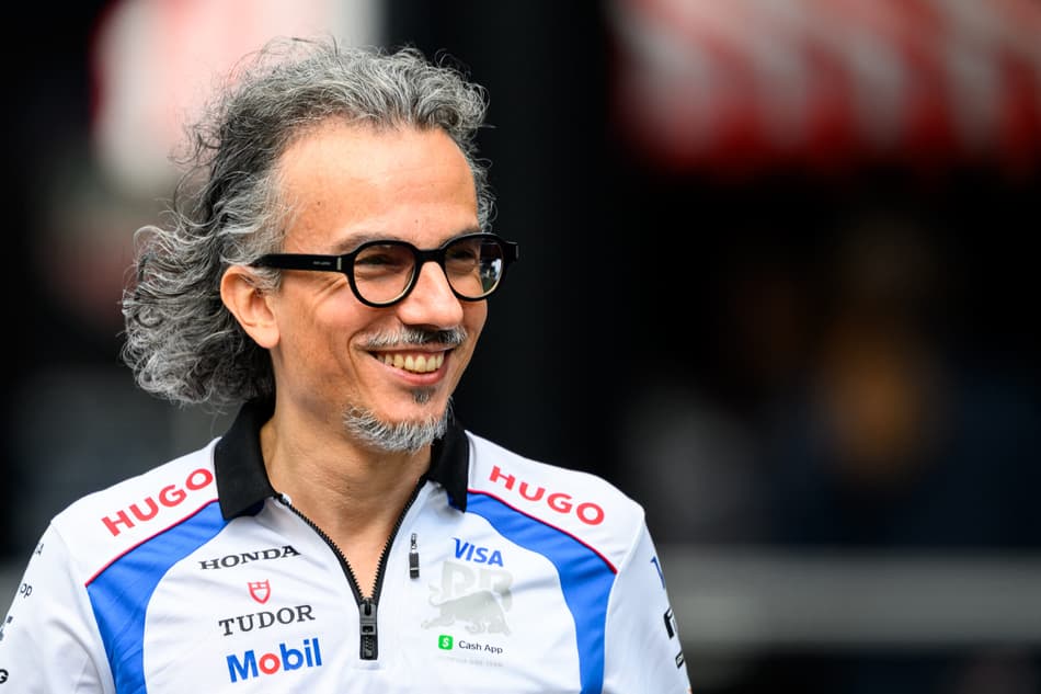 Novo na Red Bull, Laurent Mekies era o chefe de equipe da Racing Bulls na F1 (Foto: MAX SLOVENCIK / APA / AFP)