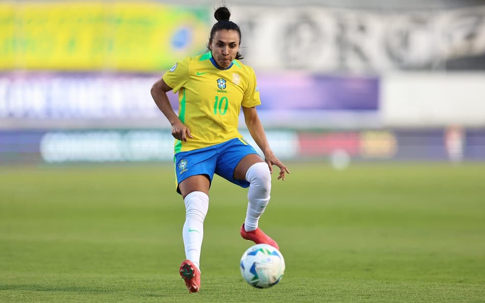 Marta durante Brasil x Bolívia, pela segunda rodada da Copa América Feminina. (Foto: Lívia Villas Boas/ CBF)