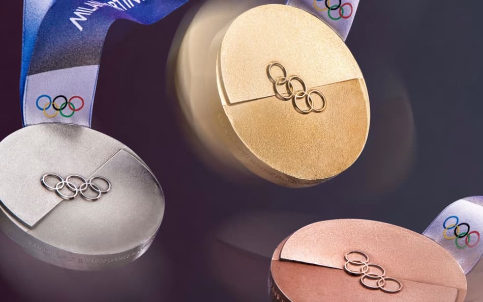 Milão-Cortina 2026 revela medalhas dos Jogos de Inverno; veja vídeo