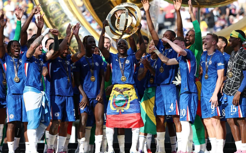 Quais lições as SAFs brasileiras tiram com o título do Chelsea no Mundial?